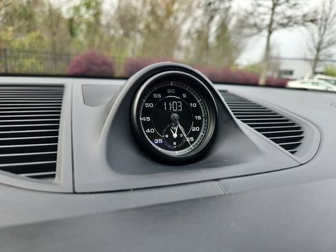 Certified 2023 Porsche Macan Turbo image 25