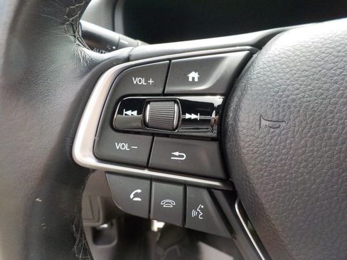 Used 2019 Honda Accord Sport image 16