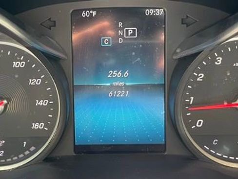 Used 2019 Mercedes-Benz C 300 Sedan w/ Premium Package image 22