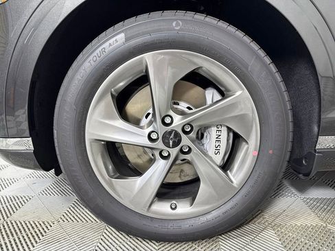 New 2026 Genesis GV70 2.5T image 12