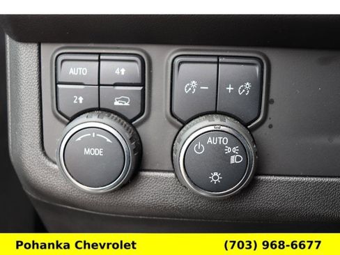 Certified 2024 Chevrolet Suburban LT image 14