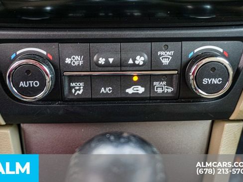 Used 2015 Acura ILX w/ Technology Package image 41