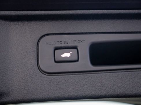 Certified 2023 Honda Pilot Elite image 39