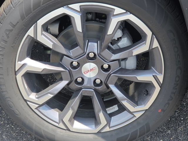 New 2027 GMC Terrain Elevation w/ Elevation Premium Package FWD image 10
