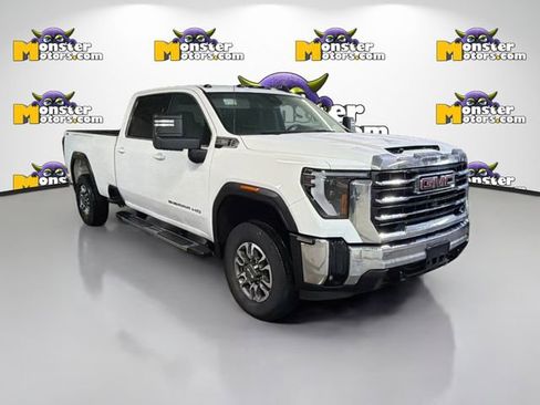 Used 2024 GMC Sierra 2500 SLE image 3