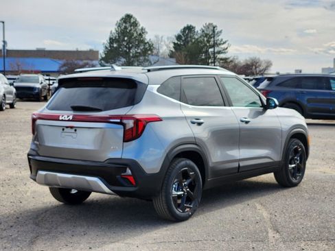 New 2026 Kia Seltos EX image 3