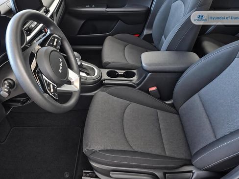 Used 2022 Kia Forte LXS FWD image 7