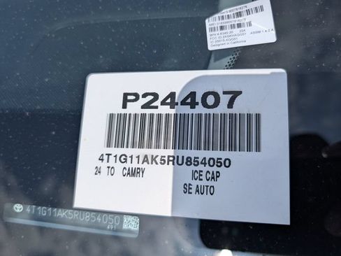 Used 2024 Toyota Camry SE FWD image 34