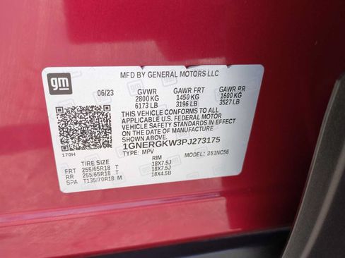 Used 2023 Chevrolet Traverse LT FWD image 32