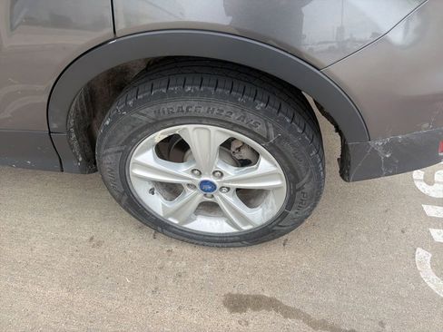 Used 2013 Ford Escape SE image 8