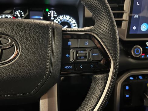 Used 2022 Toyota Tundra Limited image 14