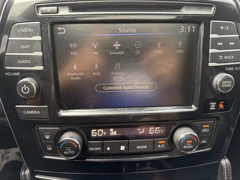 Used 2020 Nissan Maxima Platinum w/ Sport Mat Group FWD image 23
