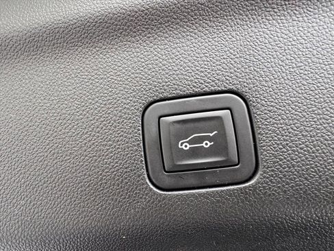 Used 2024 Cadillac Escalade Premium Luxury w/ LPO, Floor Liner Package AWD/4WD image 11