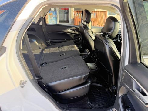 Used 2016 Ford Edge SEL w/ Equipment Group 201A AWD/4WD image 38