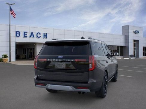 New 2025 Ford Expedition Platinum w/ Platinum Ultimate Package image 8