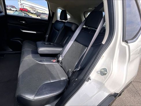 Used 2016 Honda CR-V Touring image 25
