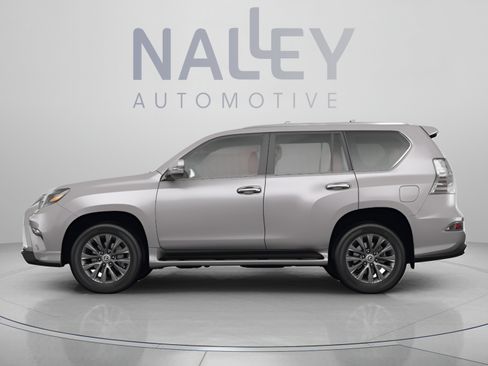 Used 2023 Lexus GX 460 Premium AWD/4WD image 2