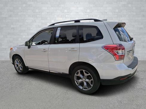 Used 2016 Subaru Forester 2.5i Touring w/ Eyesight & Navigation System image 7