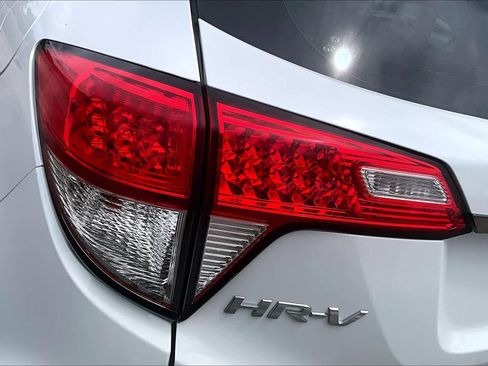 Used 2019 Honda HR-V LX image 28