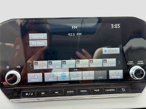Used 2023 Mitsubishi Outlander SEL FWD image 30