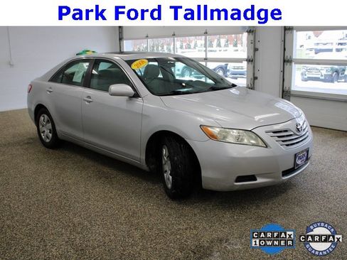 Used 2008 Toyota Camry LE image 7