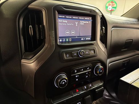 Used 2021 Chevrolet Silverado 2500 W/T w/ WT Fleet Convenience Package AWD/4WD image 20
