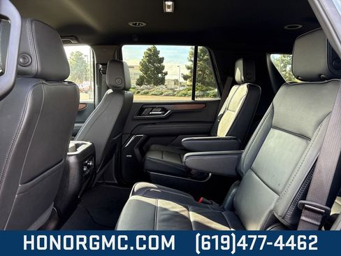 Used 2025 GMC Yukon Denali image 16