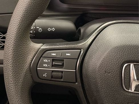 Certified 2024 Honda Accord EX image 30