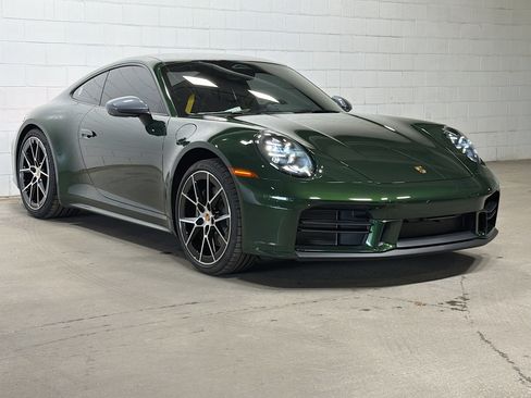 Certified 2026 Porsche 911 Carrera T RWD image 6