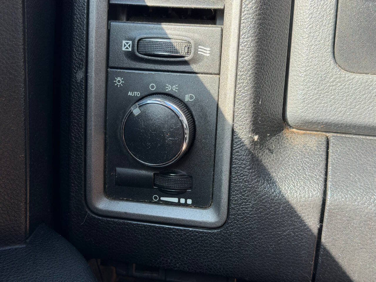 Used 2013 RAM 3500 Tradesman w/ Chrome Appearance Group AWD/4WD image 17