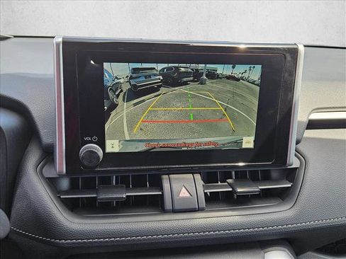 Used 2025 Toyota RAV4 LE AWD/4WD image 12