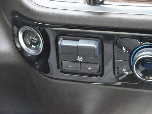 Used 2022 Chevrolet Silverado 1500 LT w/ Max Trailering Package image 38