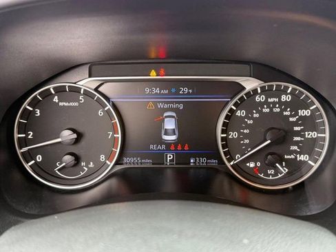 Used 2023 Nissan Altima 2.5 SR w/ SR Premium Package image 31