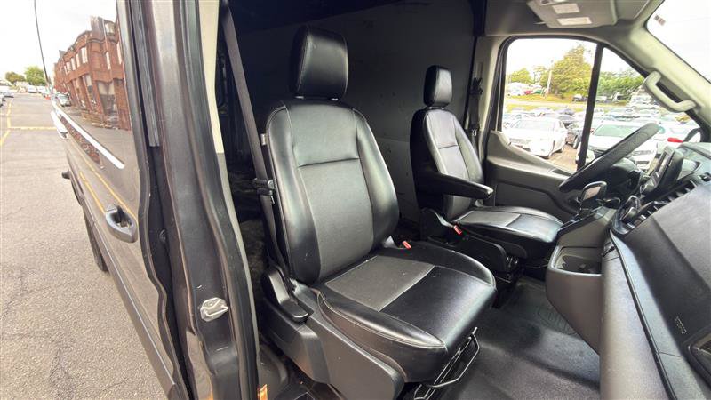Used 2020 Ford Transit 250 Medium Roof RWD image 17