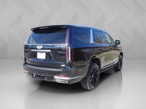 Certified 2025 Cadillac Escalade Premium Luxury w/ LPO, Floor Liner Package image 5