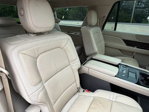 Used 2018 Lincoln Navigator L Reserve w/ Technology Package AWD/4WD image 46