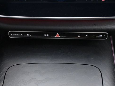 Used 2025 Mercedes-Benz E 350 Sedan image 44