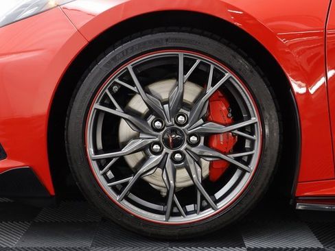 Used 2023 Chevrolet Corvette Stingray Premium Conv w/ Z51 Performance Package image 17