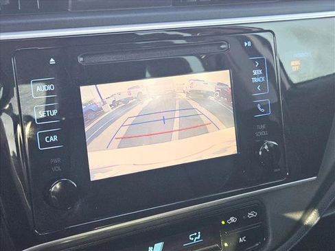 Used 2019 Toyota Corolla SE image 14