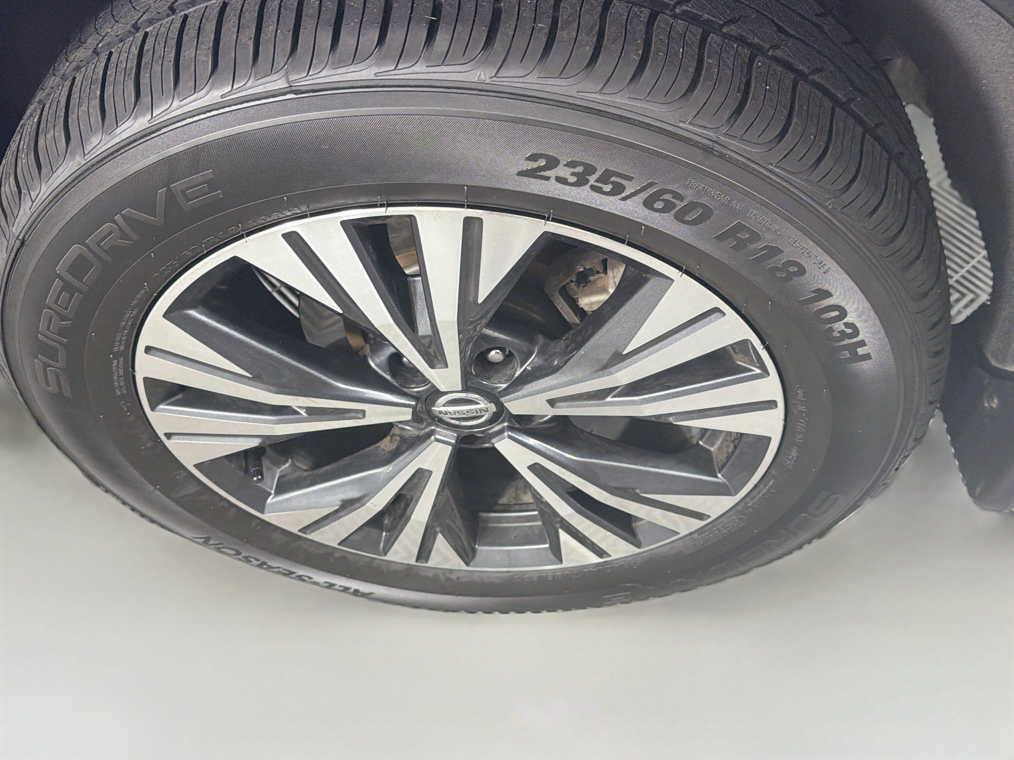 Used 2021 Nissan Rogue SV AWD/4WD image 11