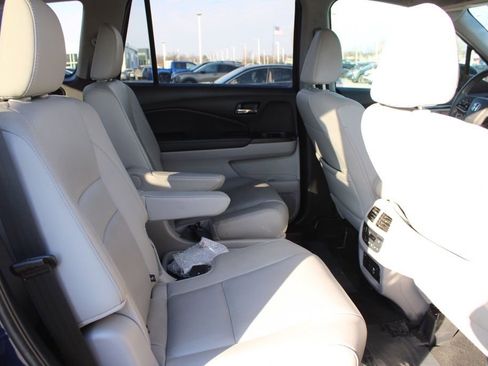 Used 2019 Honda Pilot Elite image 24