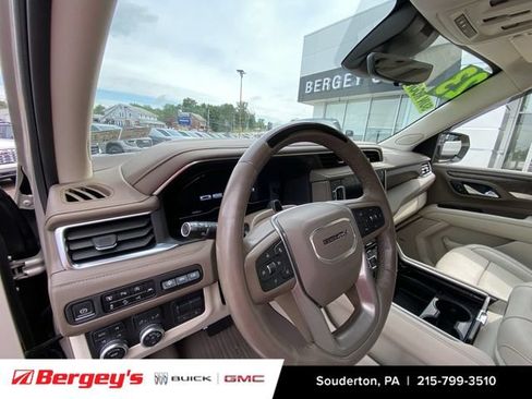 Certified 2023 GMC Yukon XL Denali w/ Denali Reserve Package AWD/4WD image 12