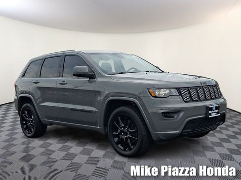 Used 2021 Jeep Grand Cherokee Laredo X AWD/4WD image 1