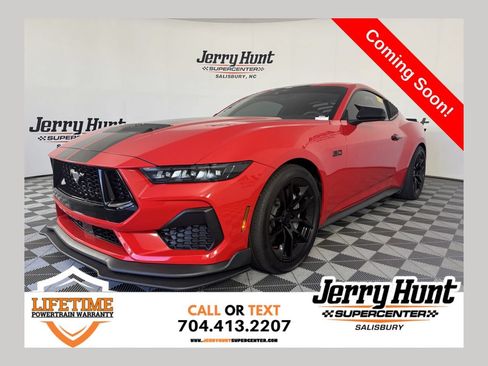 Used 2025 Ford Mustang GT Premium RWD image 1