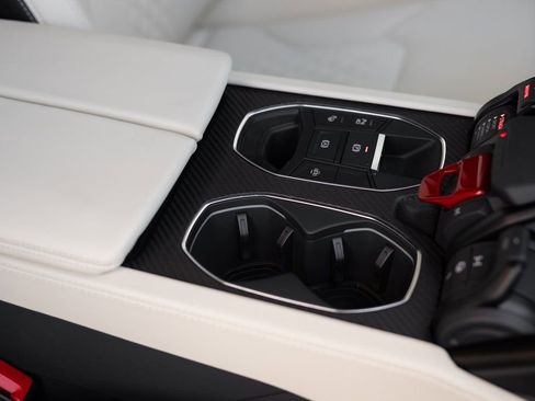 Used 2024 Lamborghini Urus S image 18