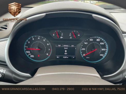 Used 2025 Chevrolet Malibu LT FWD image 16