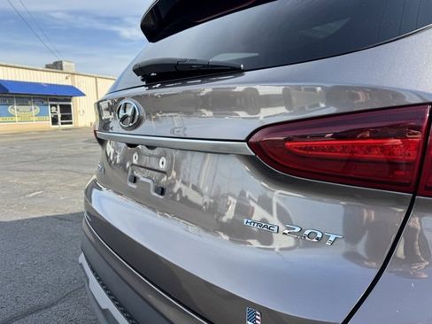 Used 2020 Hyundai Santa Fe SEL image 16