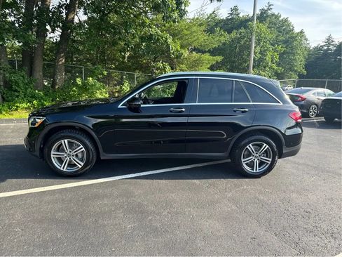 Used 2021 Mercedes-Benz GLC 300 4MATIC image 5