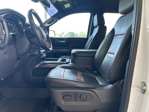 Used 2021 GMC Sierra 1500 AT4 w/ AT4 Preferred Package AWD/4WD image 8