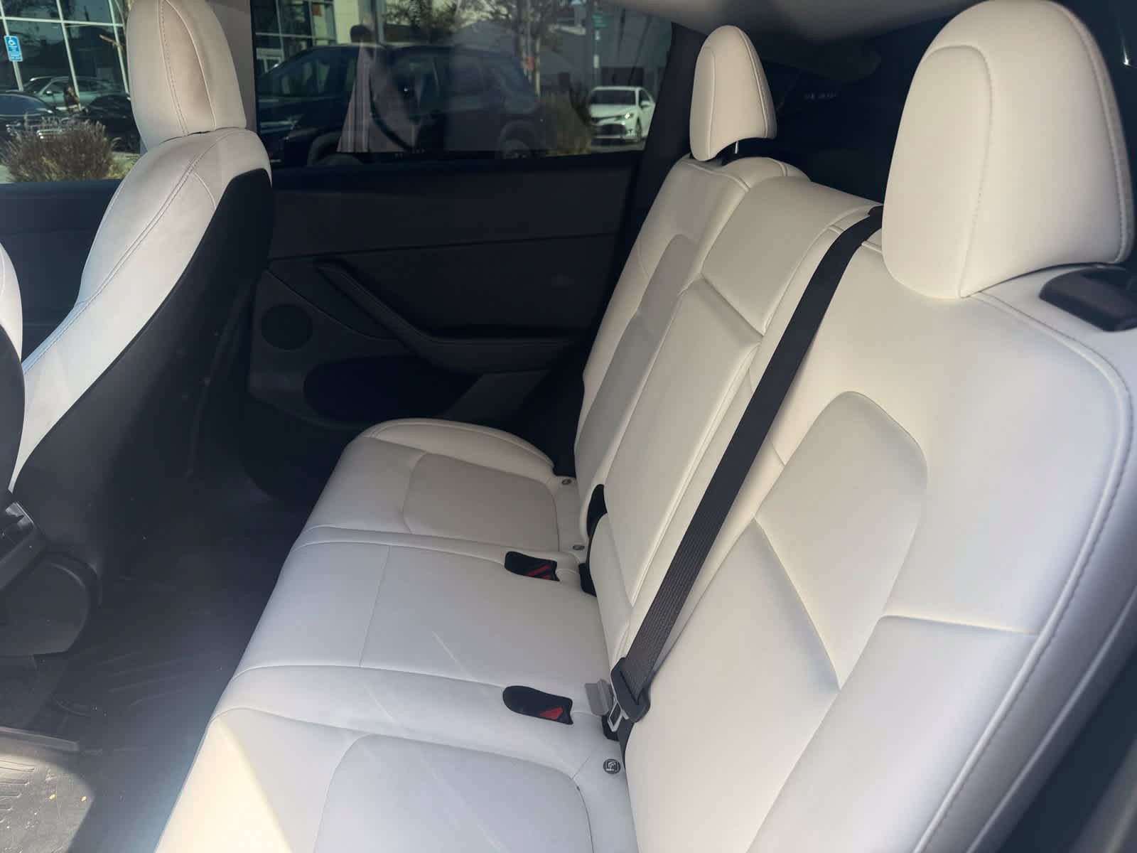 Used 2022 Tesla Model Y Performance AWD/4WD image 5
